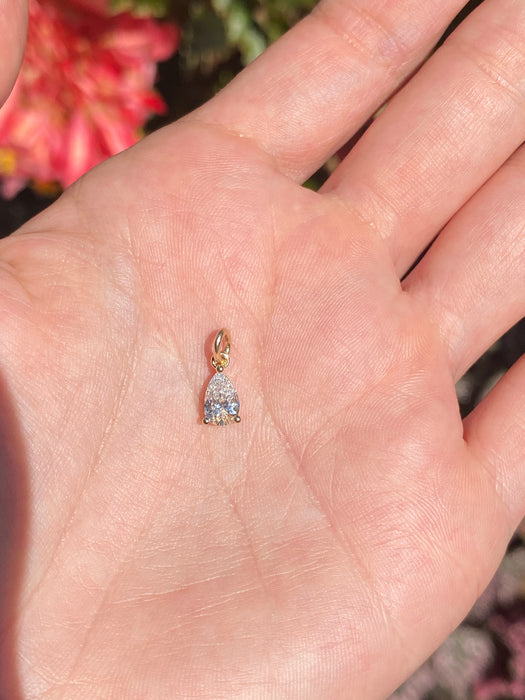 14k 1.04 tcw lab pear diamond pendant