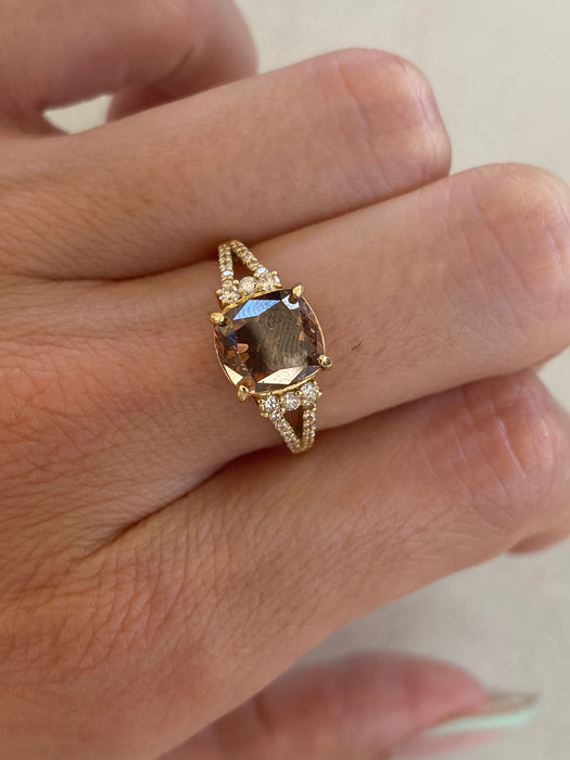 Vintage 18K Cushion-Cut Brown Diamond Ring