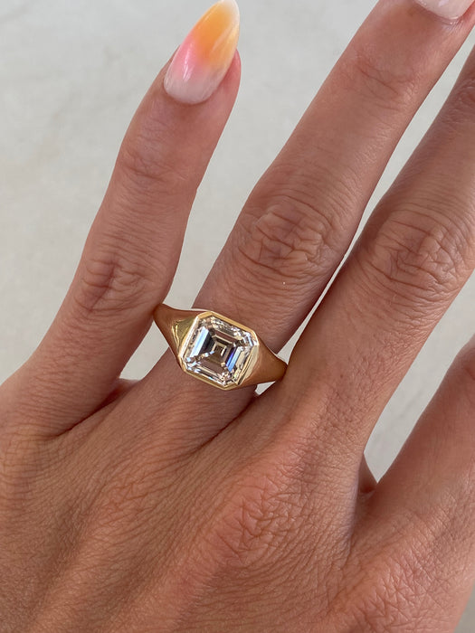 14K 3.1 Carat Bezel-Set Asscher-Cut Lab Diamond Ring