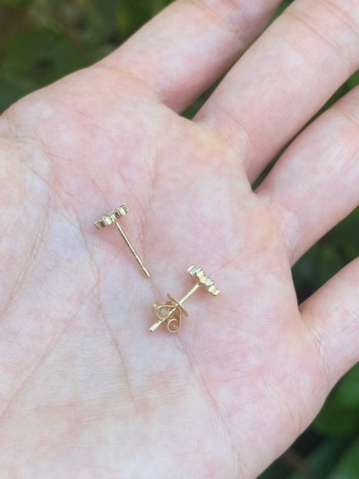 14k diamond star flower stud earrings