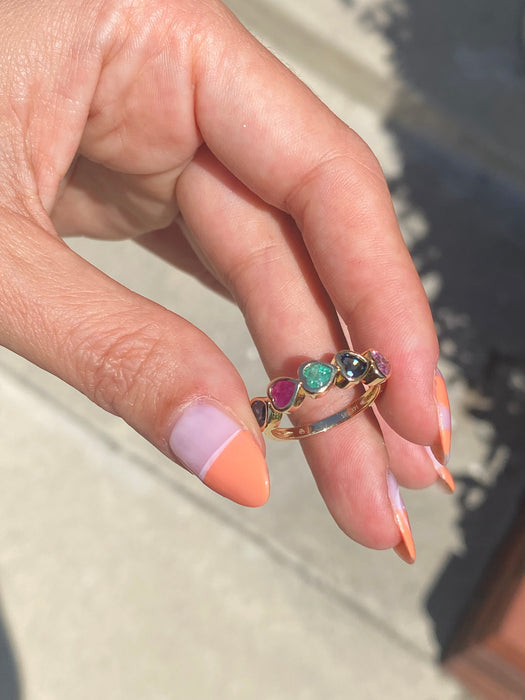 14k bezel set rainbow heart ring size 6.5