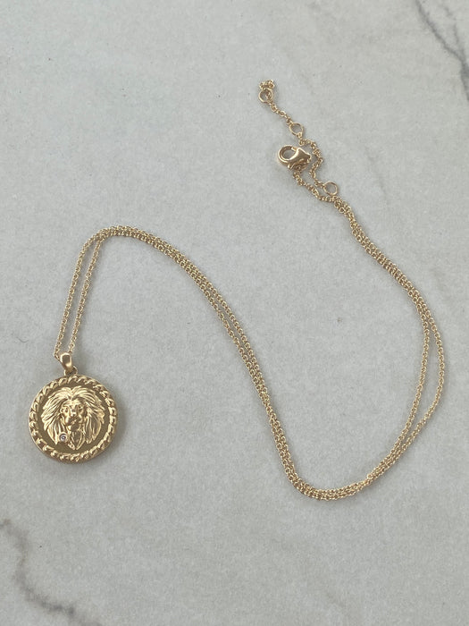 14K Leo Lion Rolo Chain Necklace
