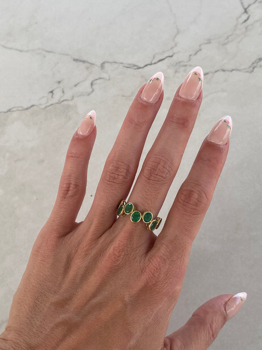 14k Gold 2.5 TCW Bezel Set Oval Natural Emerald Ring Size 6