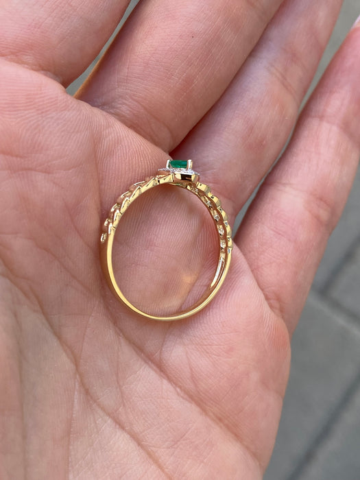 14k emerald diamond curb ring size 8.5