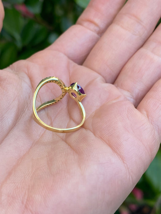 Vintage 18K Gold Amethyst & Diamond Ring – Size 6.25