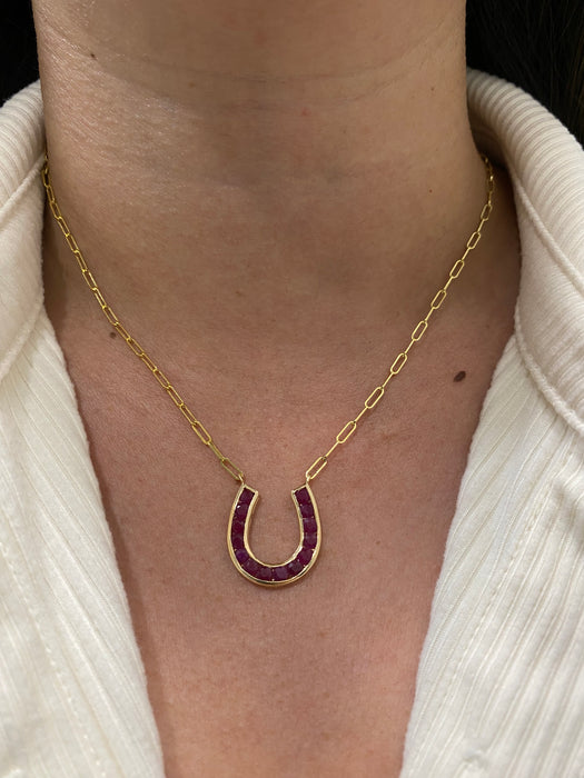 14k Gold Paperclip Necklace with Natural Ruby Horseshoe Charm – 2.08 TCW