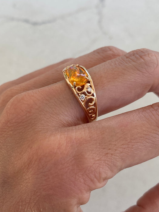 Vintage 18K Rose Gold Natural Opal & Diamond Ring