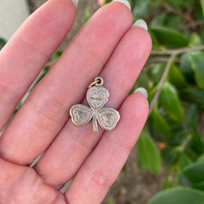 9k connemara clover charm