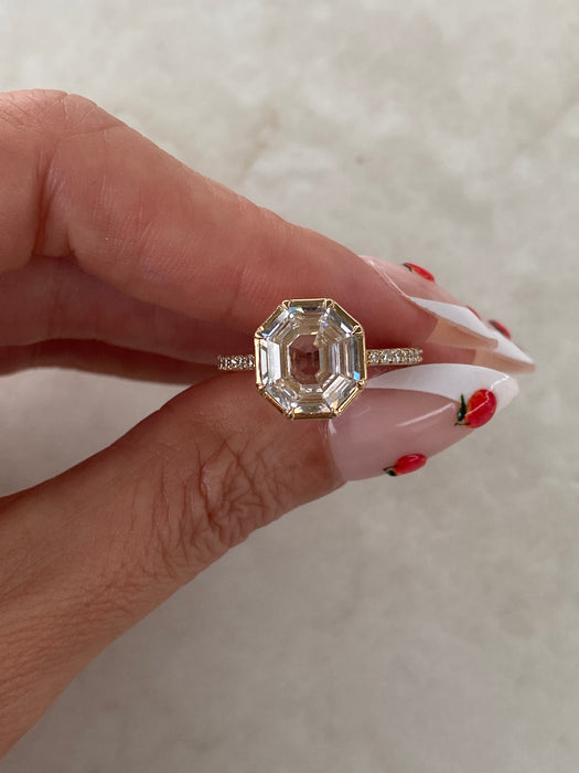 14K Gold 3.05 Carat Hexagon Old Mine-Cut Lab Diamond Ring