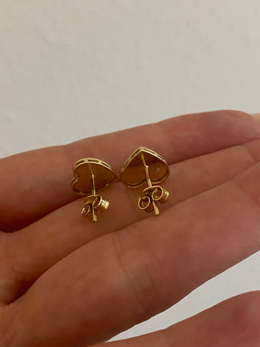 14K Gold Fluted Heart Stud Earrings