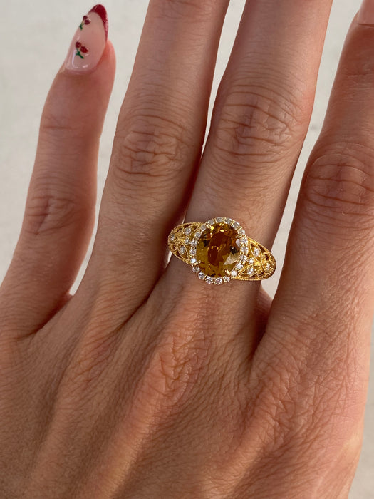 Vintage 18K Golden Beryl & Diamond Halo Ring