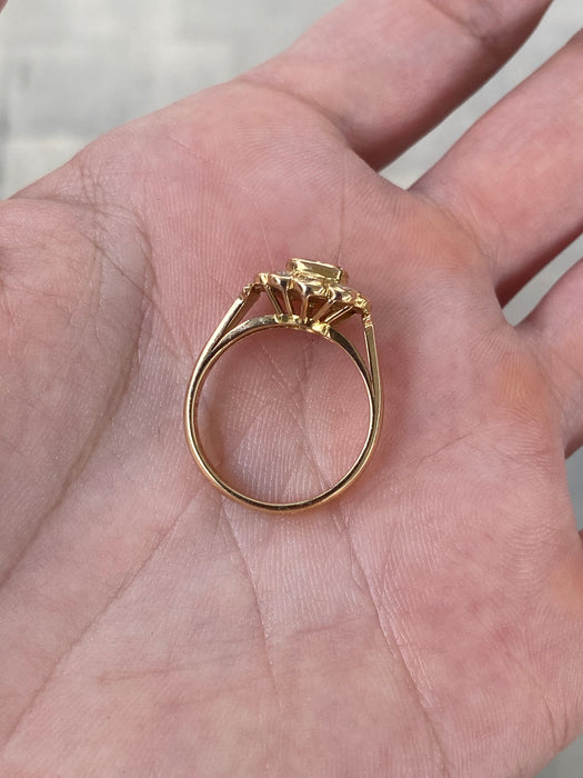 Vintage 18K Ruby & Diamond Flower Ring