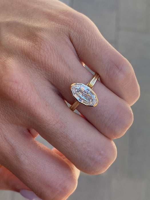 14K Gold 2.05 Carat Oval Step-Cut Lab Diamond Ring – IGI Certified