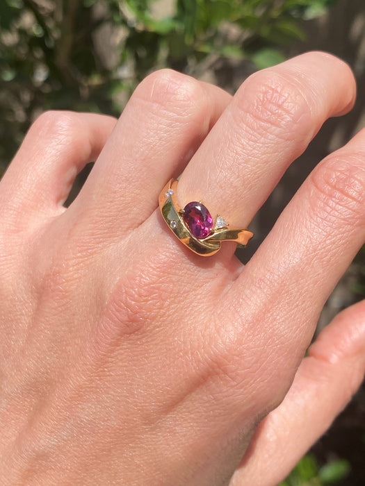 Vintage 18K Pink Tourmaline & Diamond Wavy Ring Size 6.5