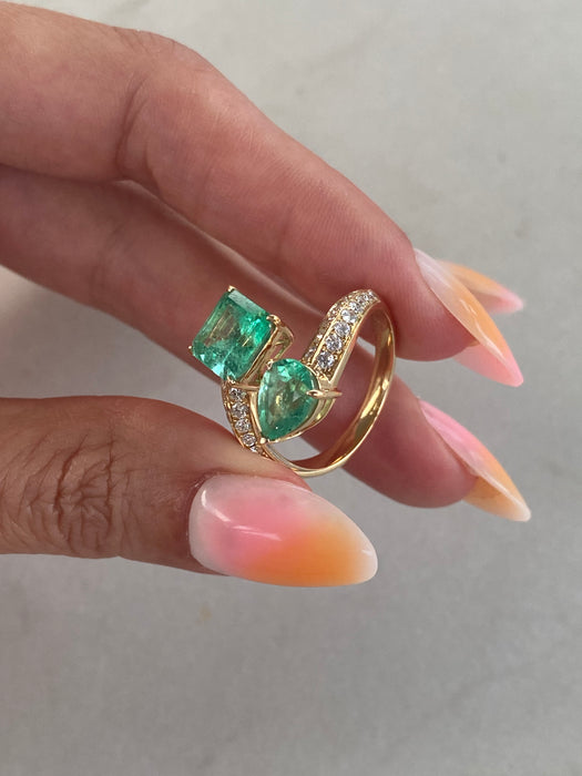 Vintage 3.77 TCW 18K Emerald & Diamond Bypass Ring