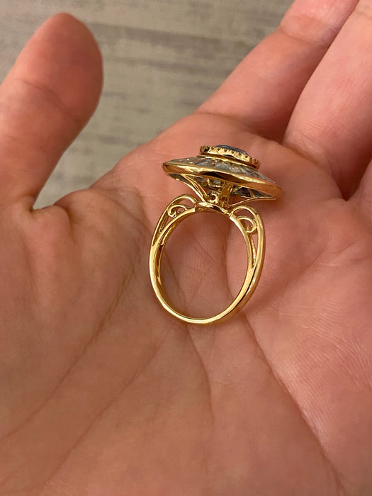 18k blue topaz diamond spinner ring size 6.5