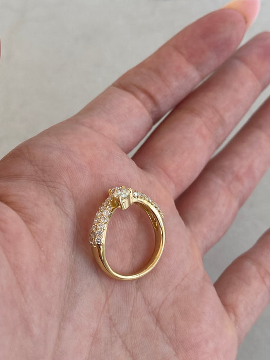 Vintage 18K Natural Diamond Pear Bypass Ring