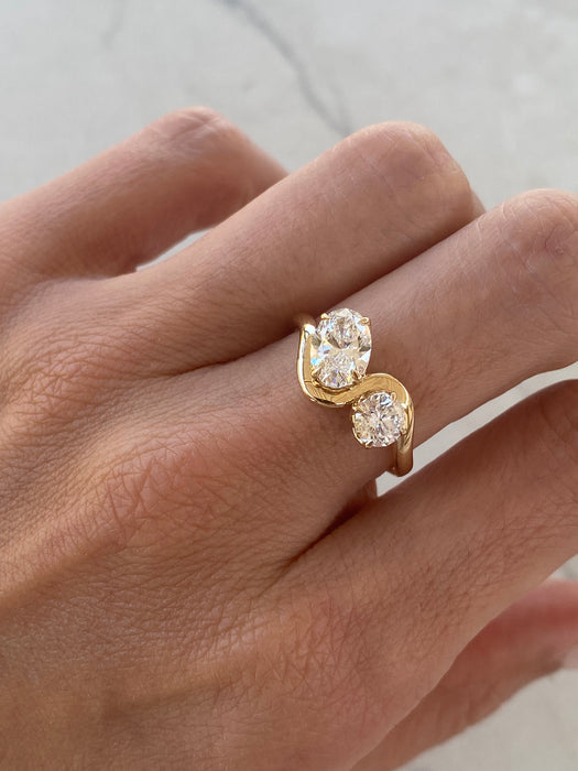 14K Curved 1.63ct Oval & Round Lab Diamond Ring