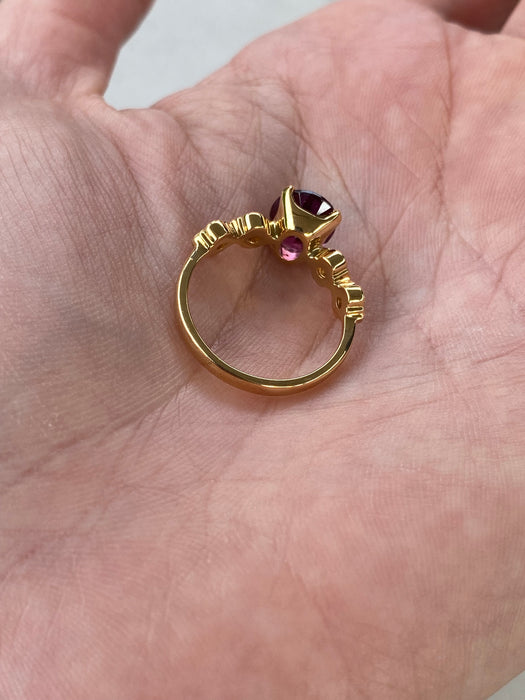 Vintage 18K Rhodolite Garnet & Diamond Floral Ring