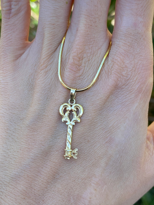 Vintage 14K Gold Key Charm