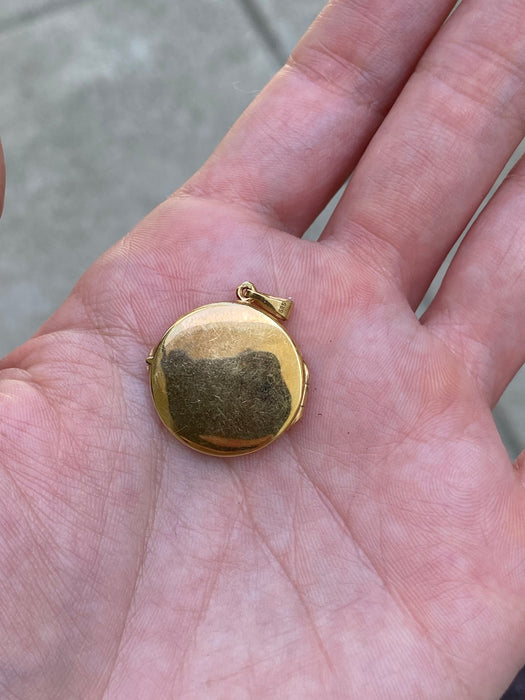14K Gold Vintage Round Locket Charm