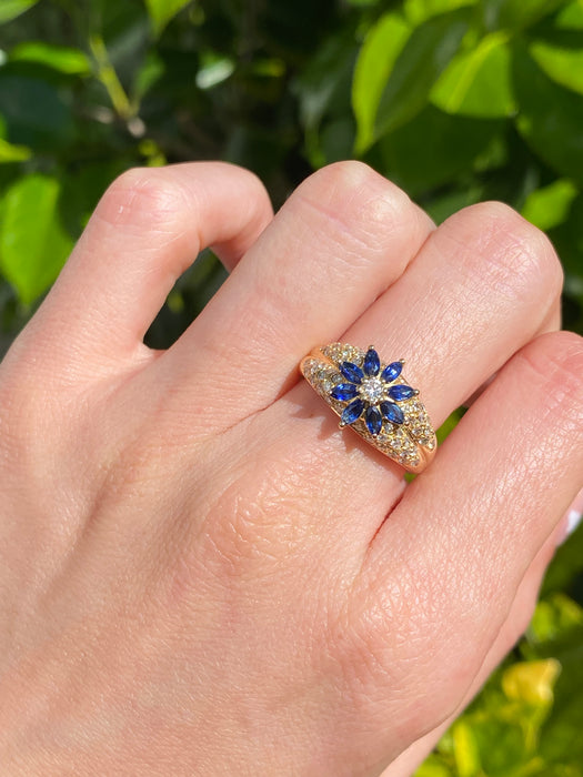 18k blue sapphire and diamond flower ring size 6