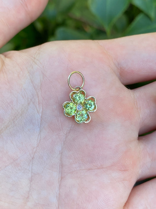 14k peridot flower clover charm