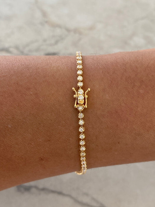 Vintage 18K Gold Natural Diamond Tennis Bracelet 1.00 TCW