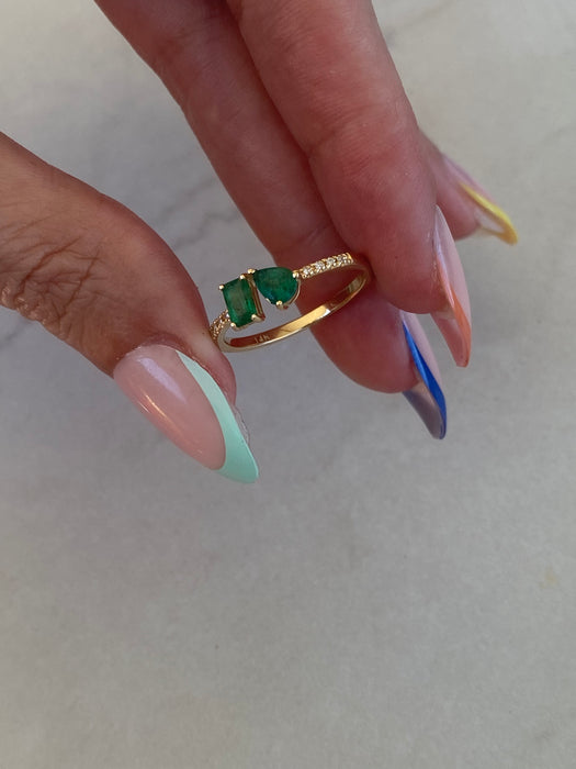 14K Emerald & Diamond Ring