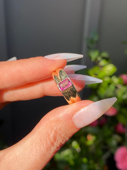 14k pink tourmaline bezel set ring size 6.5