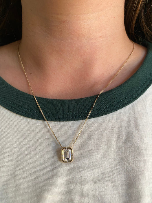 14K Gold 1.51ct Emerald Cut Lab Diamond Bezel Pendant Necklace – IGI Certified
