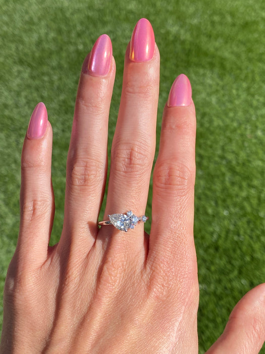 14K White Gold Pear Cut Lab Diamond Ring – 1.25 Carat Center with Pavé Accents