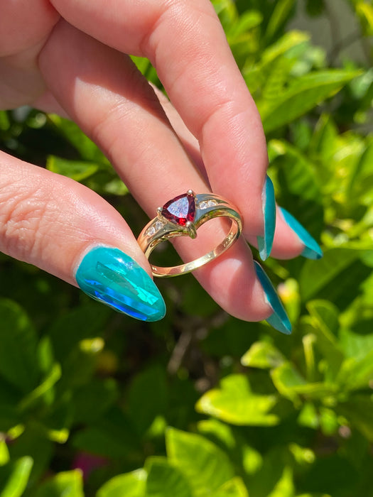 10k garnet diamond ring size 7.25