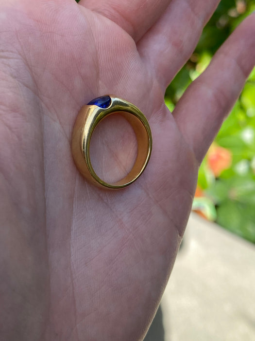 18K Gold Blue Sapphire Donut Ring