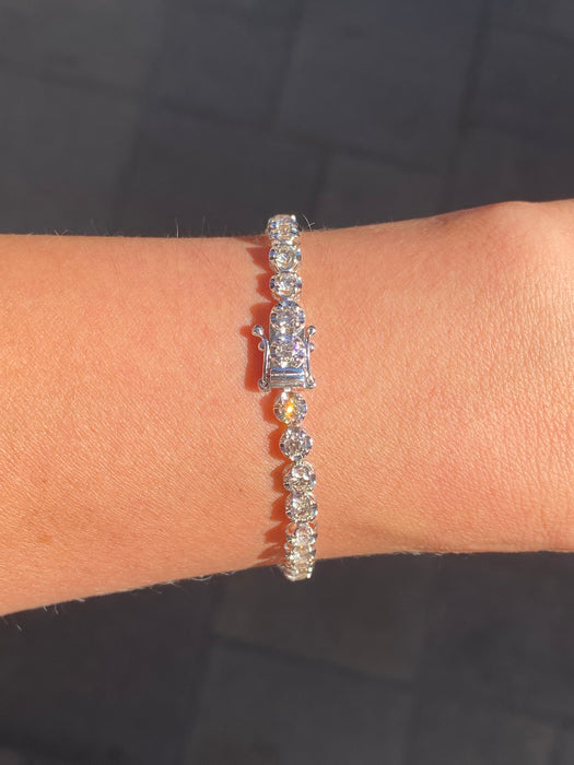 Platinum 900 4 Carat Natural Diamond Cupcake Bracelet