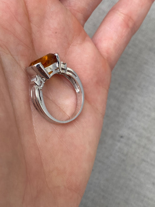 Vintage 14K White Gold Citrine & Diamond Ring – Size 6.5