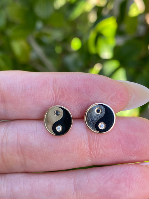 14K Gold Black Enamel Diamond Yin Yang Stud Earrings – 9mm