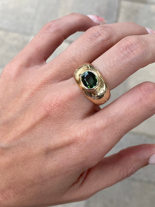 14K Green Tourmaline & Diamond Star Bombe Ring