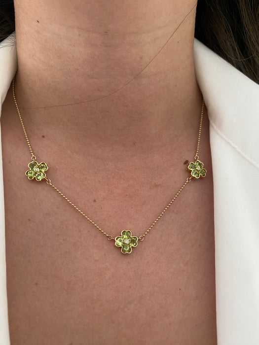 14k peridot clover bead station necklace 18”
