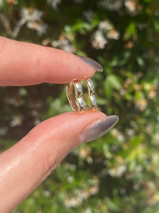 14k mini heart huggie hoops