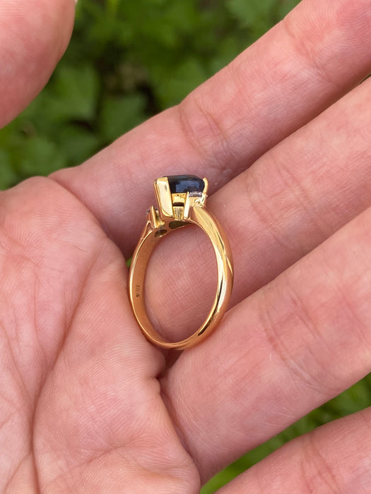 Vintage 18K Blue Sapphire & Diamond Heart Ring Size 6.5
