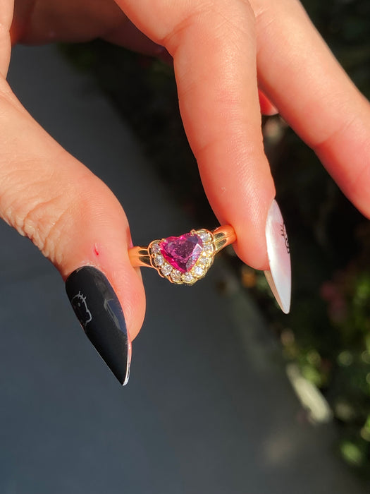 18k ruby diamond heart ring size 6.25