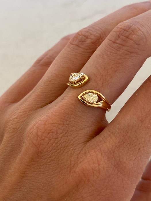 18K Gold Open Natural Pear Diamond Ring