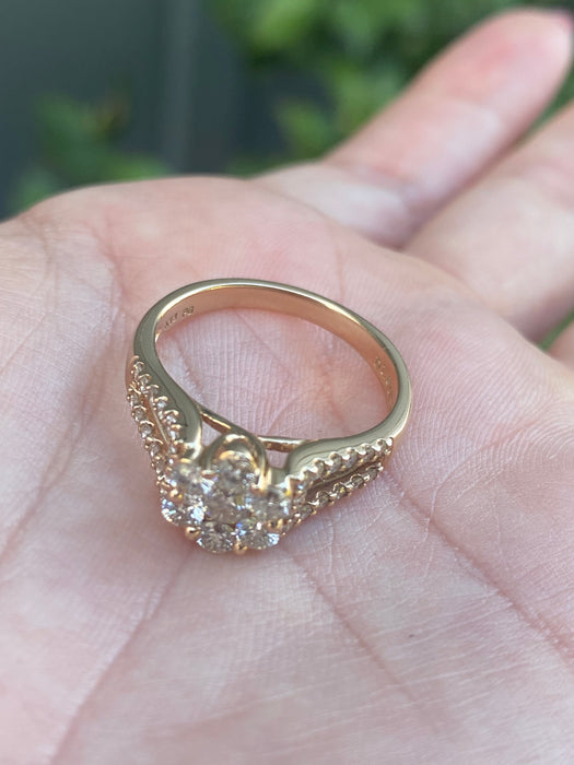 18k rose gold diamond flower ring size 7.25