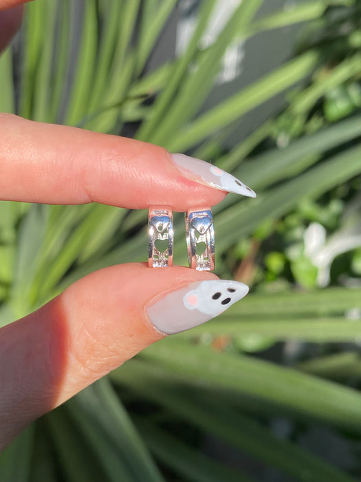 18k white gold cut out huggie earrings