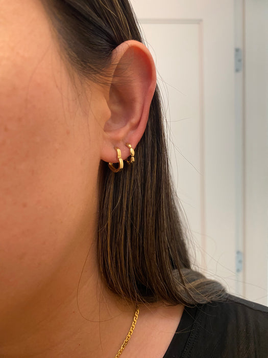 14k mini heart huggie hoops