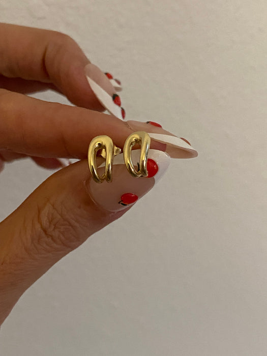 14K Gold Curved Paperclip Stud Earrings