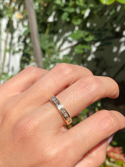 18k channel set diamond ring size 6.75