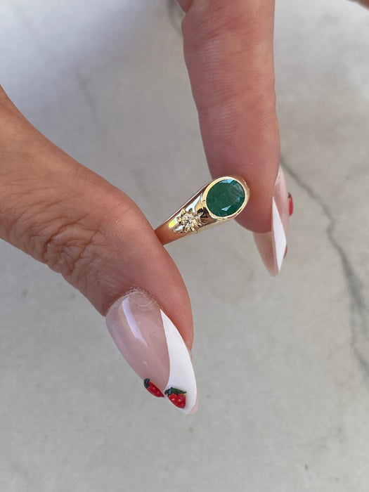 14K Gold Natural Oval Emerald & Diamond Star Pinky Ring