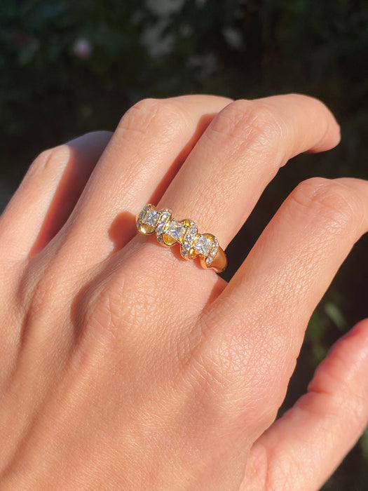 18k diamond swirl ring size 7.5